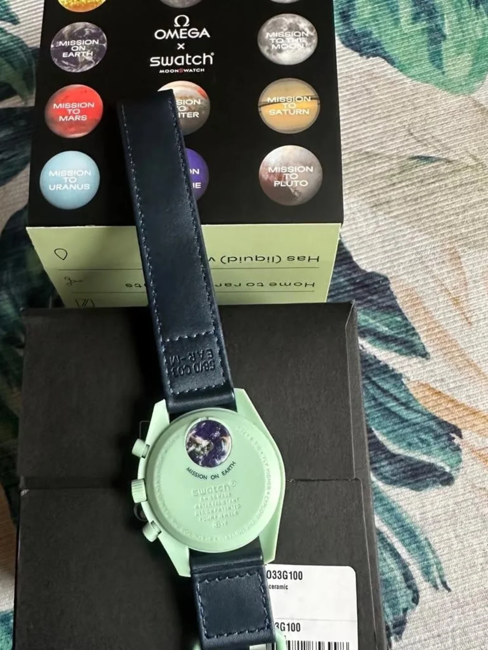 Swatch x oméga moonswatch speedmaster mission to earth